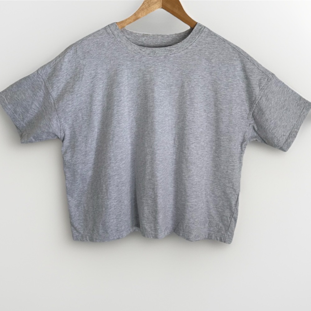 Calvin Klein Basic Performance Crop Tee Light Grey Logo Crew Neck Women’s Size L